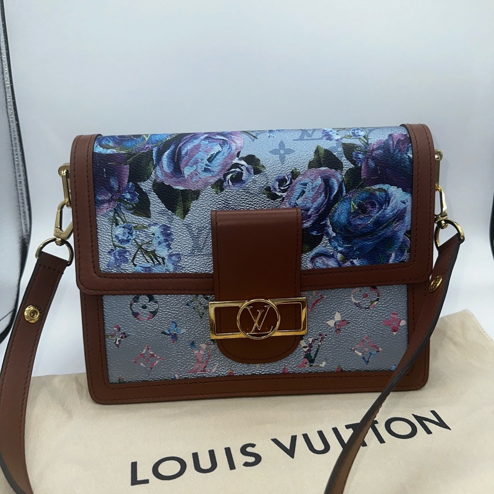 Louis Vuitton Dauphine MM M21266